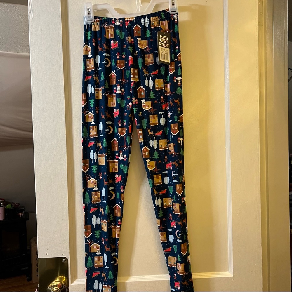 Brand: Lovely Boutique, Size: One Size, Color: Blue (Christmas Pattern)